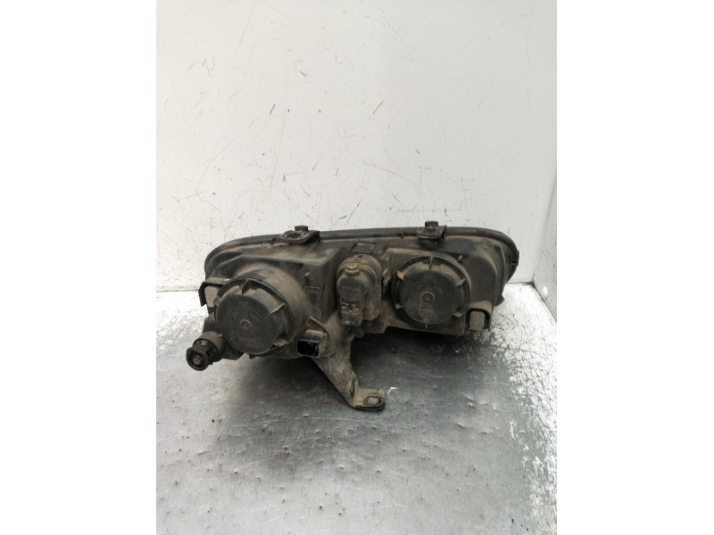 Recambio de faro izquierdo para mg zr 2.0 td referencia OEM IAM   2003