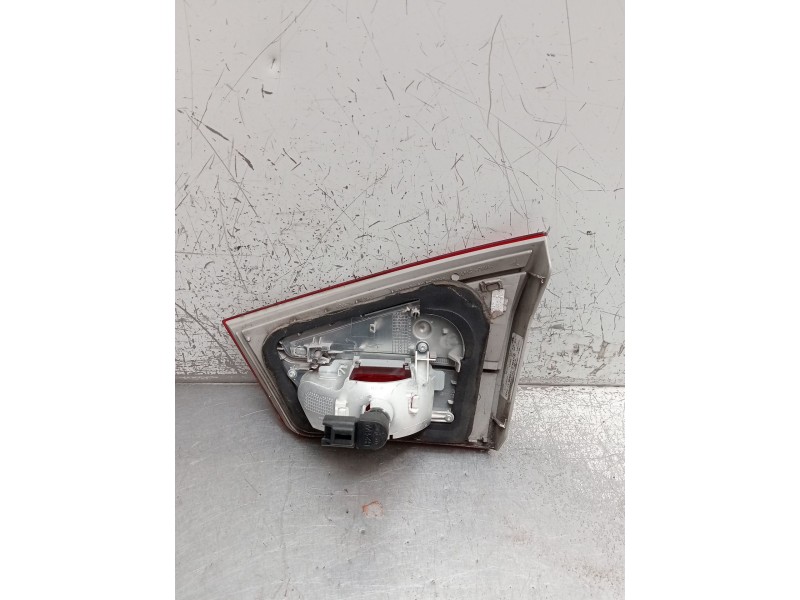 Recambio de piloto trasero izquierdo interior para ford b-max (jk) 1.6 tdci referencia OEM IAM   2016