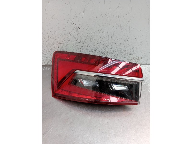 Recambio de piloto trasero izquierdo para skoda superb iii (3v3) 1.4 tsi iv referencia OEM IAM 3V9945207C VER FOTOS 81910102 