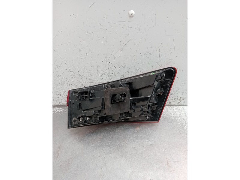Recambio de piloto trasero izquierdo para skoda superb iii (3v3) 1.4 tsi iv referencia OEM IAM 3V9945207C VER FOTOS 81910102 
