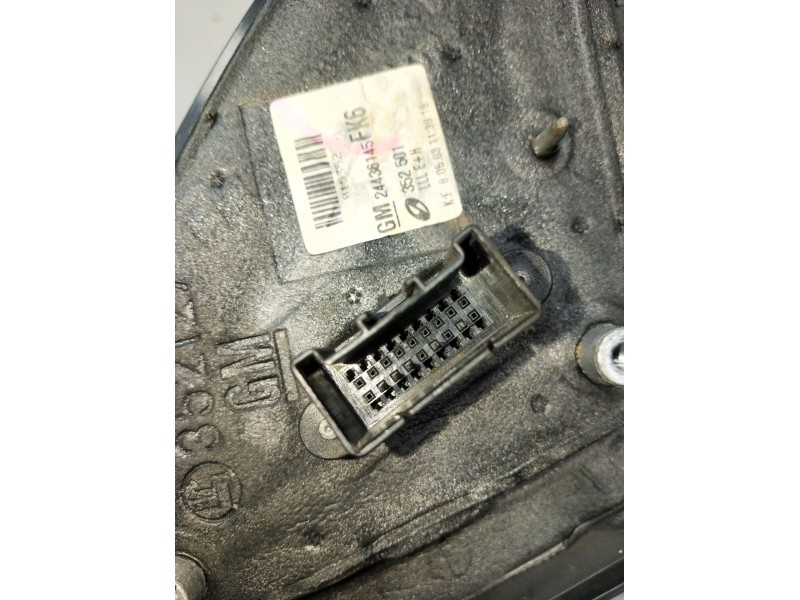 Recambio de retrovisor izquierdo para opel vectra c gts (z02) 2.2 dti 16v (f68) referencia OEM IAM  ELÉCTRICO 2003