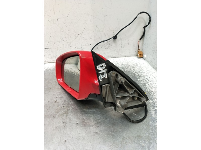 Recambio de retrovisor izquierdo para audi a4 b7 (8ec) 2.0 tdi 16v referencia OEM IAM  ELÉCTRICO 2005