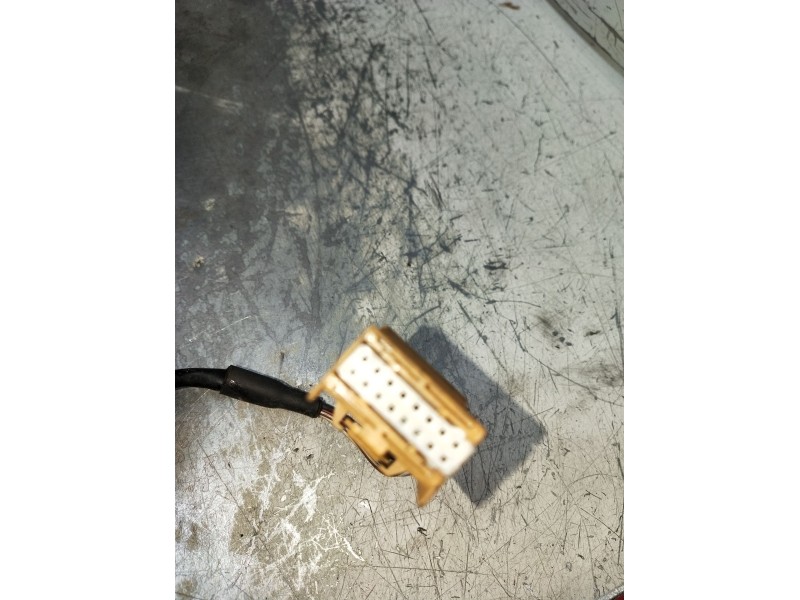 Recambio de retrovisor izquierdo para audi a4 b7 (8ec) 2.0 tdi 16v referencia OEM IAM  ELÉCTRICO 2005