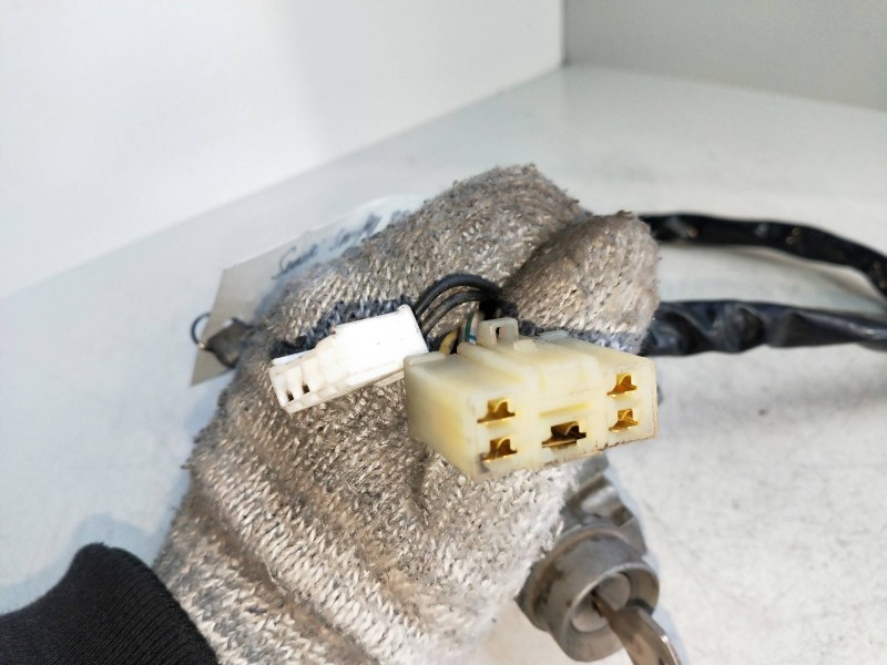 Recambio de conmutador de arranque para suzuki swift sf berlina (ma) referencia OEM IAM   