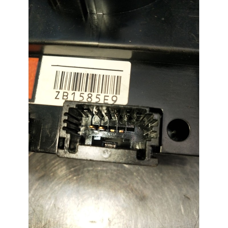 Recambio de mando luces para peugeot 308 sw ii (lc_, lj_, lr_, lx_, l4_) 2.0 bluehdi 150 referencia OEM IAM 98072732ZD04  2015