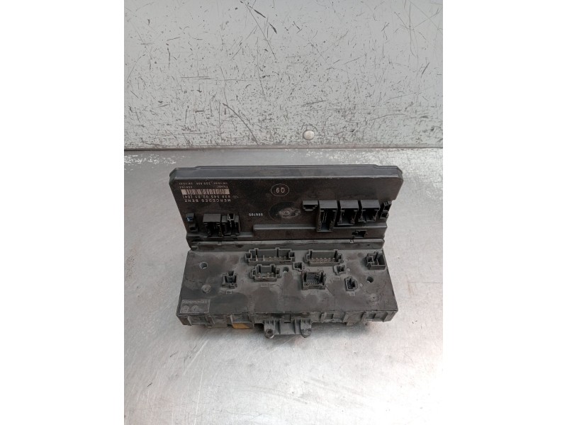 Recambio de caja reles / fusibles para mercedes-benz vito caja cerrada 6.03  109 cdi compacto (639.601) referencia OEM IAM 63954