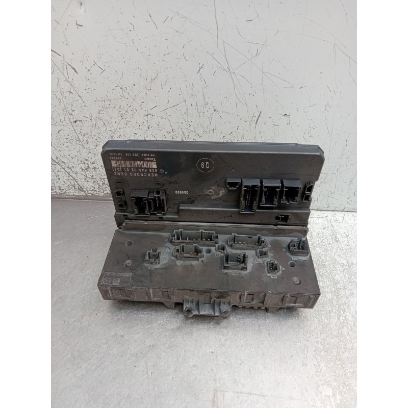 Recambio de caja reles / fusibles para mercedes-benz vito caja cerrada 6.03  111 cdi compacto (639.601) referencia OEM IAM 63954