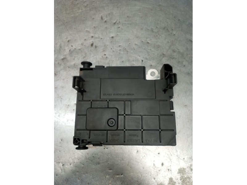 Recambio de caja reles / fusibles para peugeot 308 sw ii (lc_, lj_, lr_, lx_, l4_) 2.0 bluehdi 150 referencia OEM IAM 9810295780
