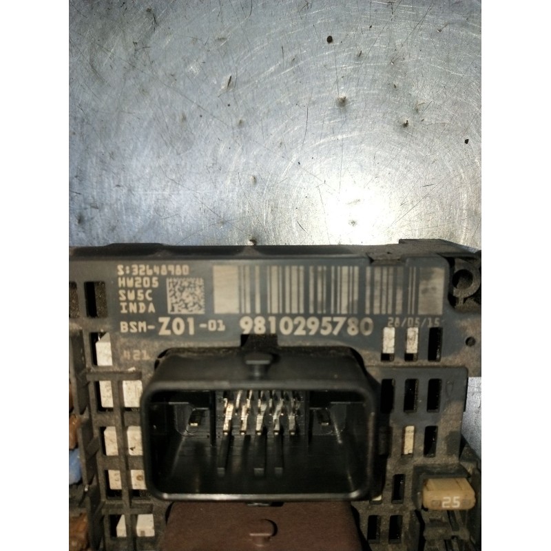 Recambio de caja reles / fusibles para peugeot 308 sw ii (lc_, lj_, lr_, lx_, l4_) 2.0 bluehdi 150 referencia OEM IAM 9810295780