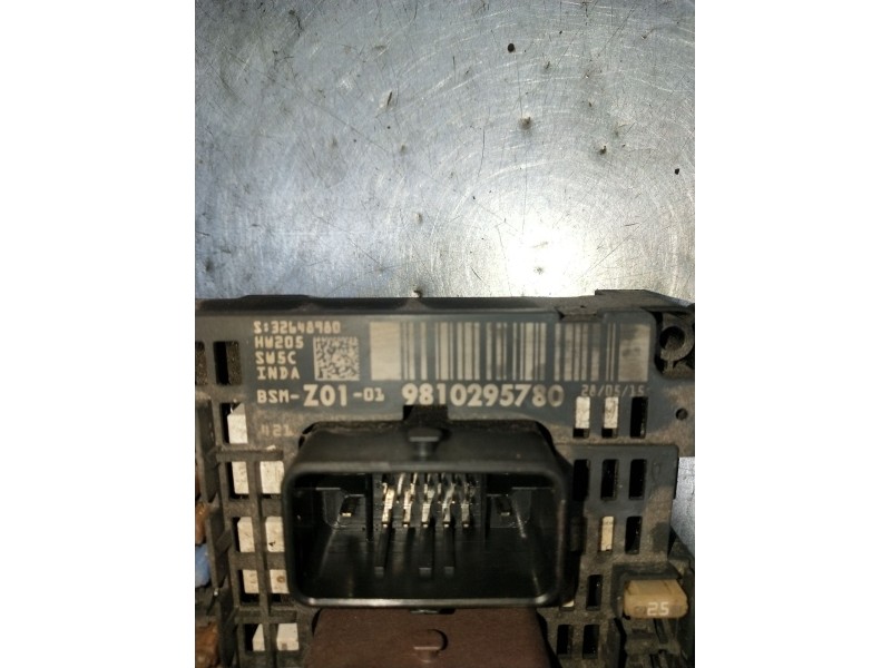 Recambio de caja reles / fusibles para peugeot 308 sw ii (lc_, lj_, lr_, lx_, l4_) 2.0 bluehdi 150 referencia OEM IAM 9810295780
