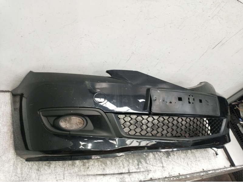 Recambio de paragolpes delantero para mazda 3 (bk) 1.6 (bk14) referencia OEM IAM  VER FOTOS 2004
