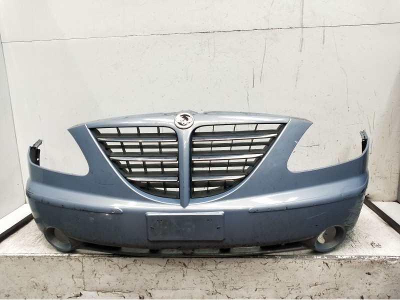 Recambio de paragolpes delantero para ssangyong rodius i 2.7 xdi referencia OEM IAM   2005