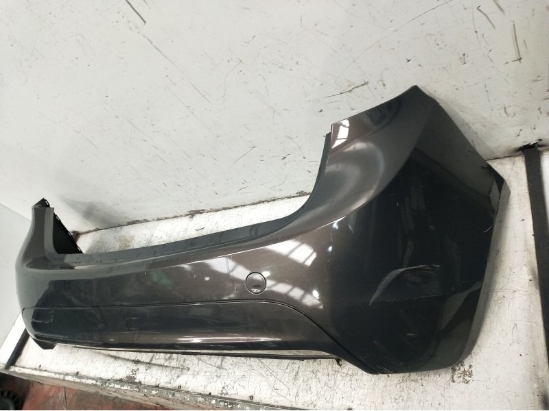 Recambio de paragolpes trasero para mazda 3 (bk) 1.6 (bk14) referencia OEM IAM   2004