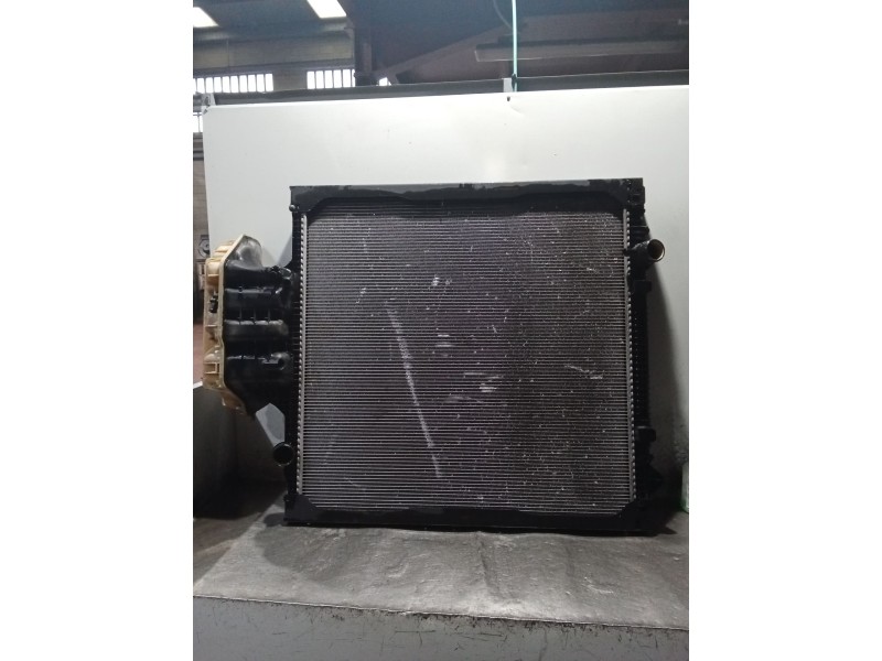 Recambio de radiador agua para man tgx 18.480 referencia OEM IAM 79361005 72151006 11