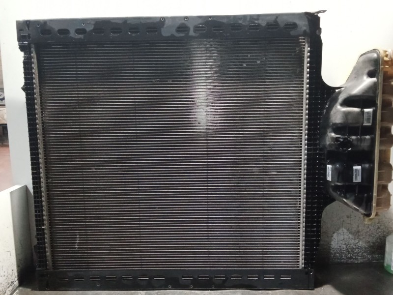 Recambio de radiador agua para man tgx 18.480 referencia OEM IAM 79361005 72151006 11
