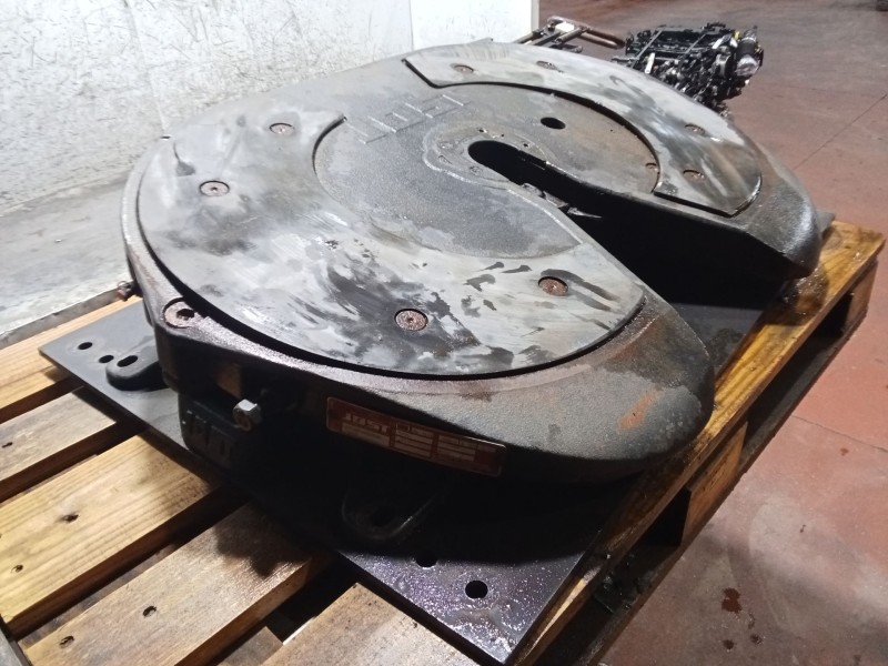 Recambio de enganche remolque para man tgx 18.480 referencia OEM IAM JSK42K03838AA TRAILER QUINTA RUEDA
