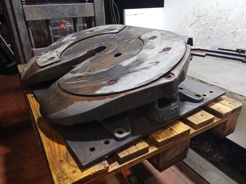Recambio de enganche remolque para man tgx 18.480 referencia OEM IAM JSK42K03838AA TRAILER QUINTA RUEDA