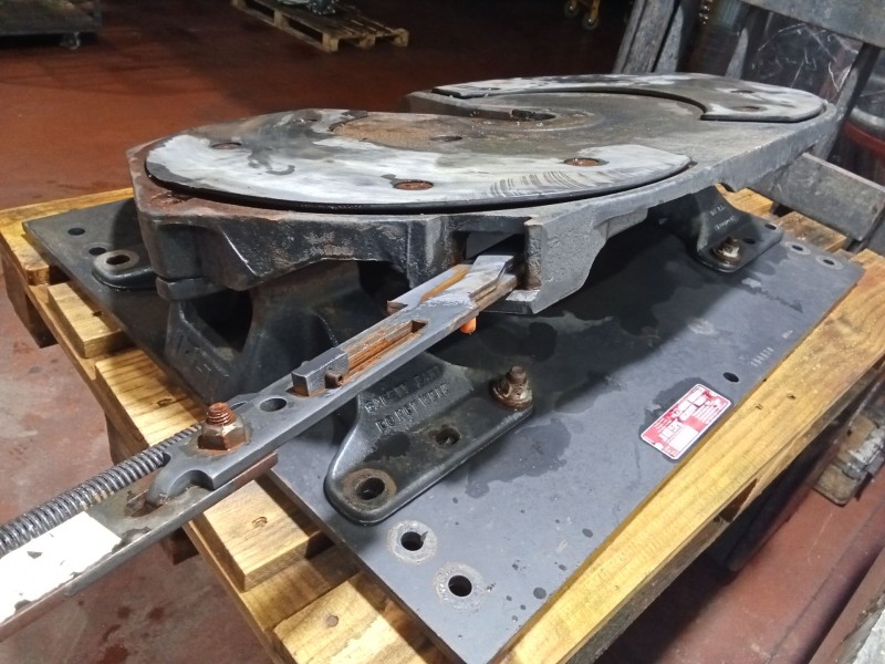 Recambio de enganche remolque para man tgx 18.480 referencia OEM IAM JSK42K03838AA TRAILER QUINTA RUEDA