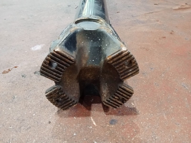 Recambio de transmision central para man tgx 18.480 referencia OEM IAM 81393256172 172 CM TRANSMISION TRASERA