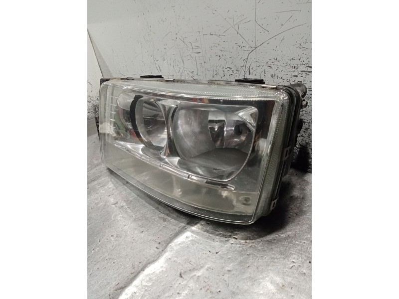 Recambio de faro izquierdo para man tgx 18.480 referencia OEM IAM 81251016499 6400300000 11