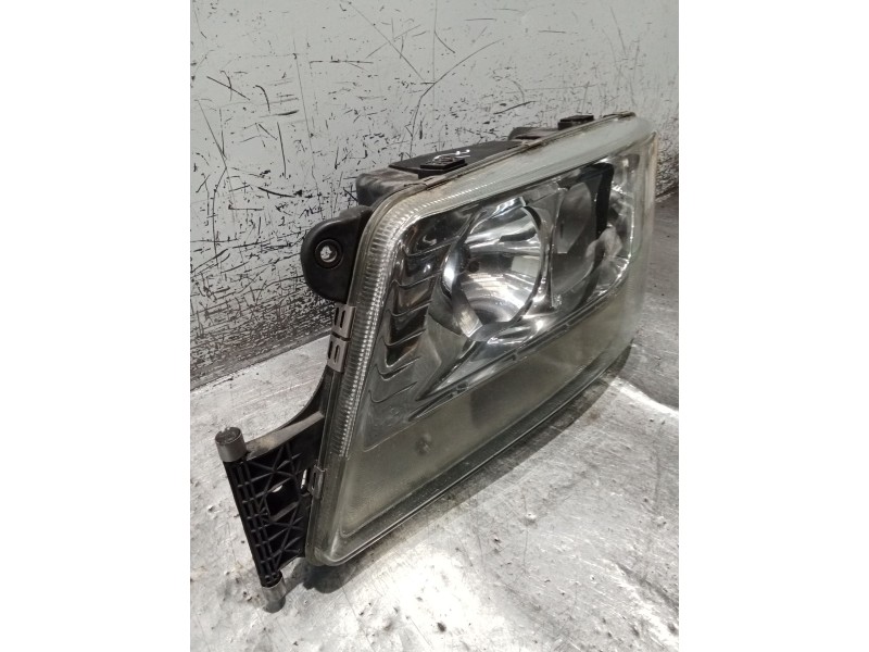 Recambio de faro izquierdo para man tgx 18.480 referencia OEM IAM 81251016499 6400300000 11