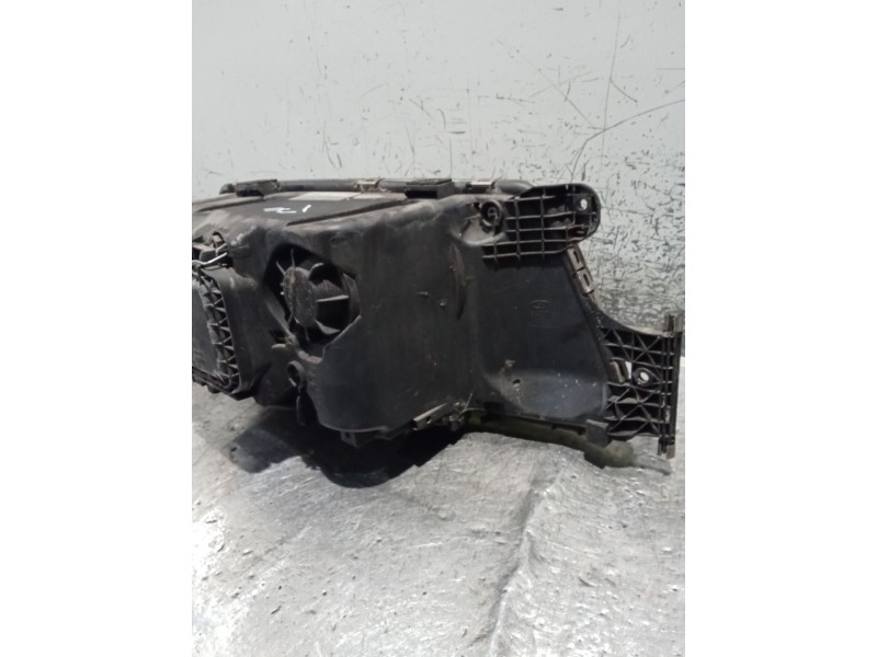 Recambio de faro izquierdo para man tgx 18.480 referencia OEM IAM 81251016499 6400300000 11