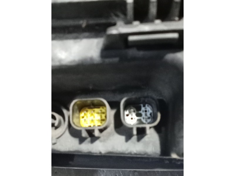 Recambio de faro izquierdo para man tgx 18.480 referencia OEM IAM 81251016499 6400300000 11