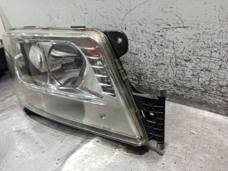 Recambio de faro derecho para man tgx 18.480 referencia OEM IAM 81251016498 6400400000 11