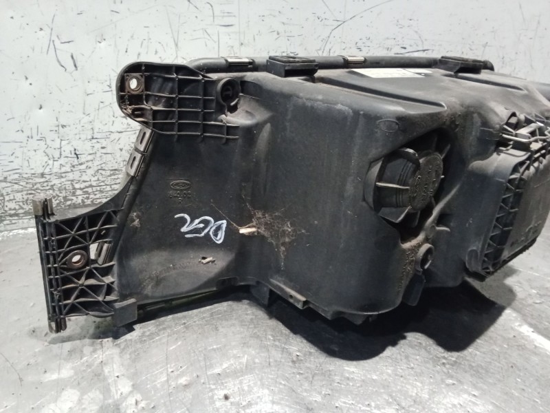 Recambio de faro derecho para man tgx 18.480 referencia OEM IAM 81251016498 6400400000 11