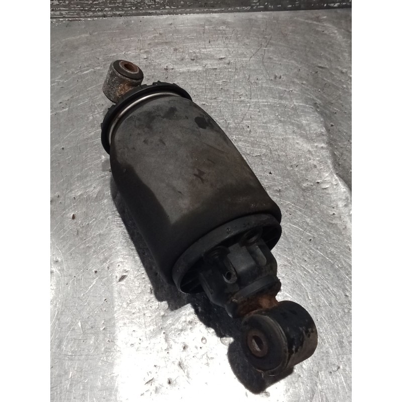 Recambio de amortiguador delantero para man tgx 18.480 referencia OEM IAM 81417226073 731700004110 AMORTIGUADOR CABINA