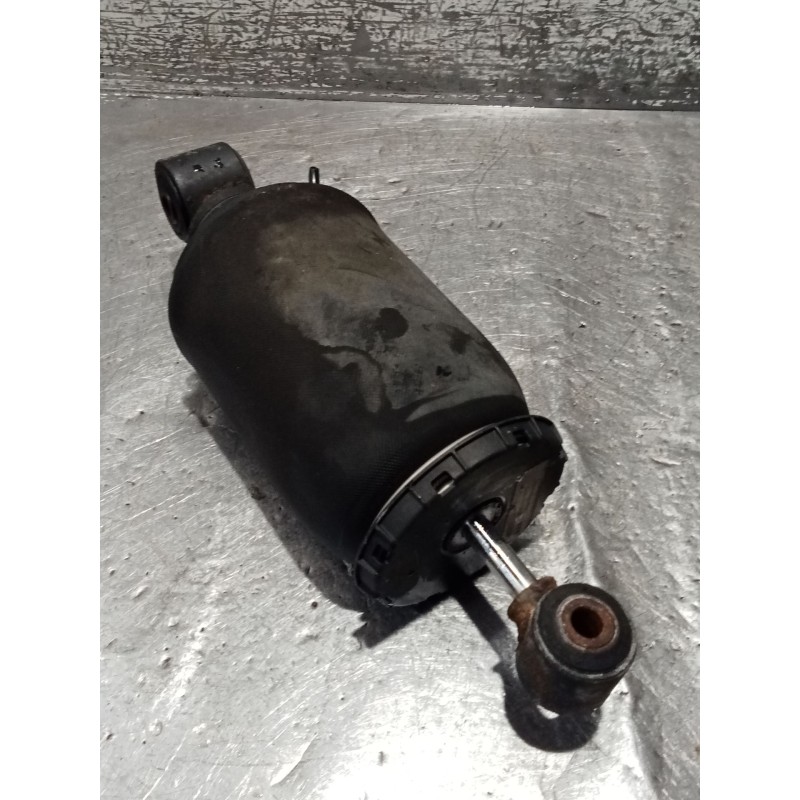 Recambio de amortiguador delantero para man tgx 18.480 referencia OEM IAM 81417226073 731700004110 AMORTIGUADOR CABINA