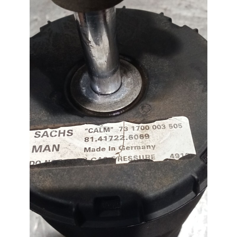 Recambio de amortiguador delantero para man tgx 18.480 referencia OEM IAM 81417226069 731700003505 AMORTIGUADOR CABINA