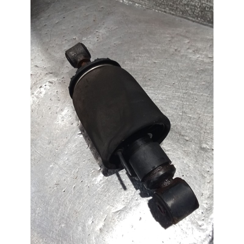 Recambio de amortiguador delantero para man tgx 18.480 referencia OEM IAM 81417226075 731700004142 AMORTIGUADOR CABINA