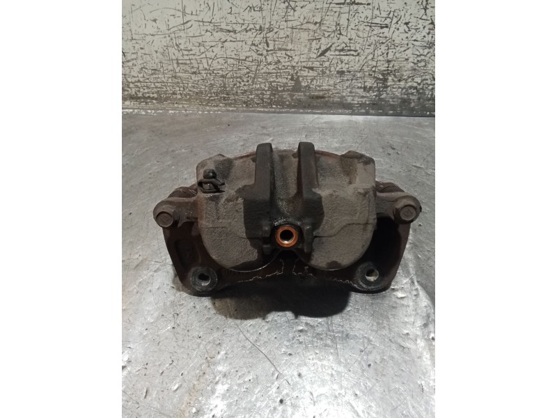 Recambio de pinza freno delantera izquierda para ssangyong rodius i 2.7 xdi referencia OEM IAM   05