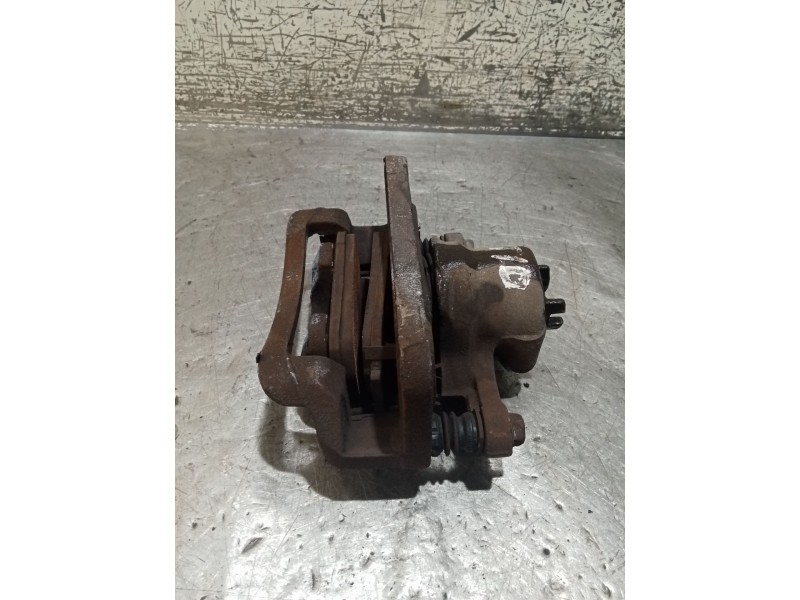 Recambio de pinza freno trasera derecha para ssangyong rodius i 2.7 xdi referencia OEM IAM   05