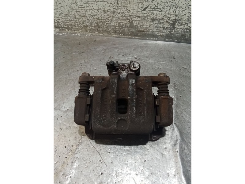Recambio de pinza freno trasera izquierda para ssangyong rodius i 2.7 xdi referencia OEM IAM   05