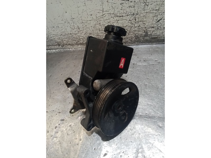 Recambio de bomba direccion para ssangyong rodius i 2.7 xdi referencia OEM IAM   05