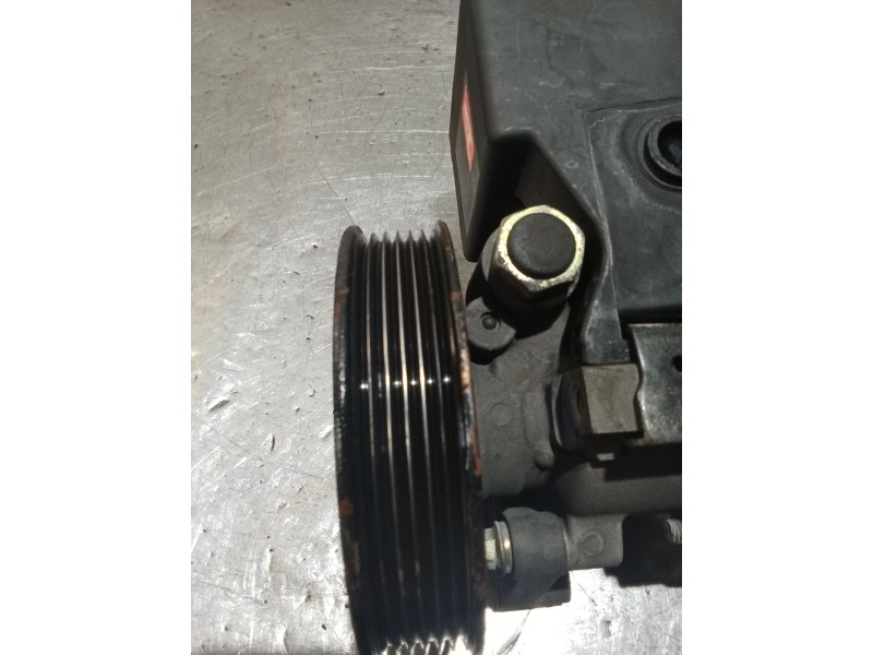 Recambio de bomba direccion para ssangyong rodius i 2.7 xdi referencia OEM IAM   05