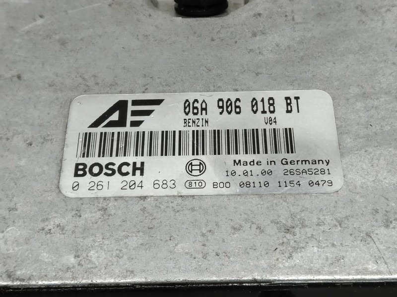 Recambio de centralita motor uce para seat alhambra (7v8) sxe referencia OEM IAM 0261204683 06A906018BT 