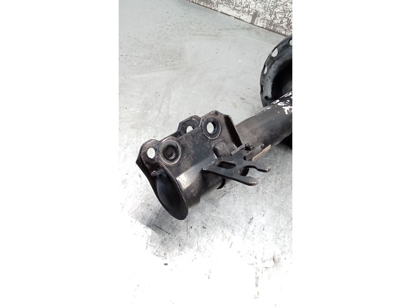 Recambio de amortiguador delantero derecho para opel meriva b monospace (s10) 1.7 cdti (75) referencia OEM IAM 13337370 22258454