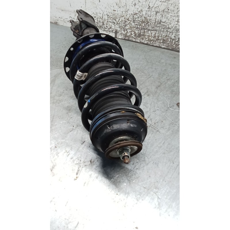 Recambio de amortiguador delantero derecho para opel meriva b monospace (s10) 1.7 cdti (75) referencia OEM IAM 13337370 22258454