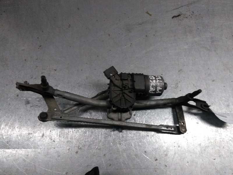 Recambio de motor limpia delantero para peugeot partner kombi 1.6 16v hdi referencia OEM IAM 0390241621 3397020954 968286140801