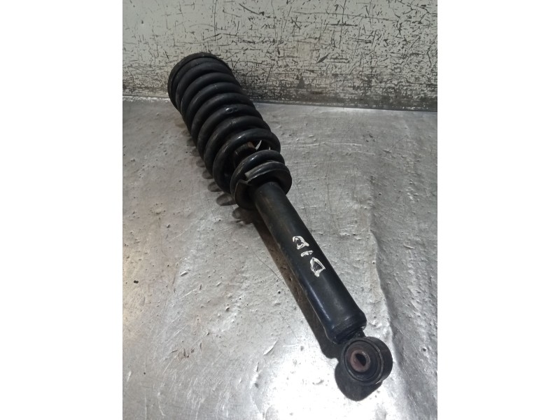 Recambio de amortiguador delantero derecho para ssangyong rodius i 2.7 xdi referencia OEM IAM   05
