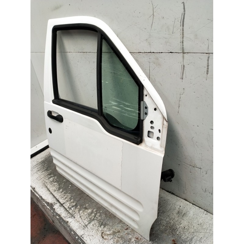 Recambio de puerta delantera derecha para ford tourneo connect 1.8 tdci /tddi /di referencia OEM IAM  5P 2008