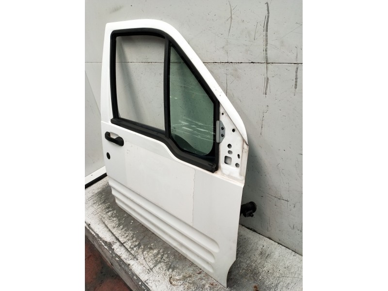 Recambio de puerta delantera derecha para ford tourneo connect 1.8 tdci /tddi /di referencia OEM IAM  5P 2008