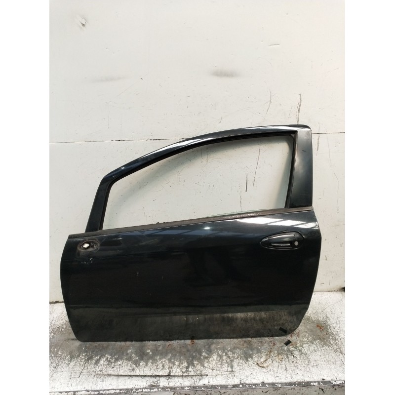 Recambio de puerta delantera izquierda para fiat grande punto (199_) 1.3 d multijet (199.axd11, 199.axd1a, 199.axd1b,... referen