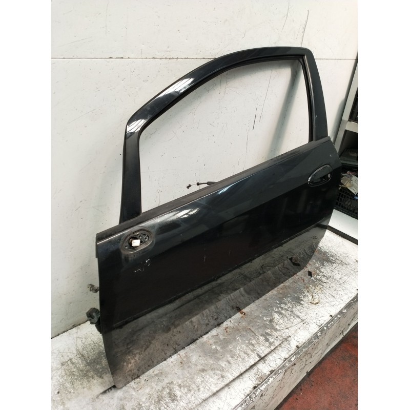 Recambio de puerta delantera izquierda para fiat grande punto (199_) 1.3 d multijet (199.axd11, 199.axd1a, 199.axd1b,... referen