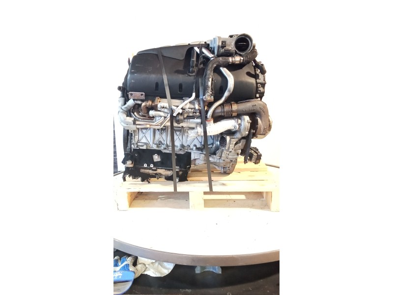 Recambio de motor completo para volkswagen phaeton (3d2/3d8) tdi v10 (4 asientos) referencia OEM IAM AJS LUK 002142
