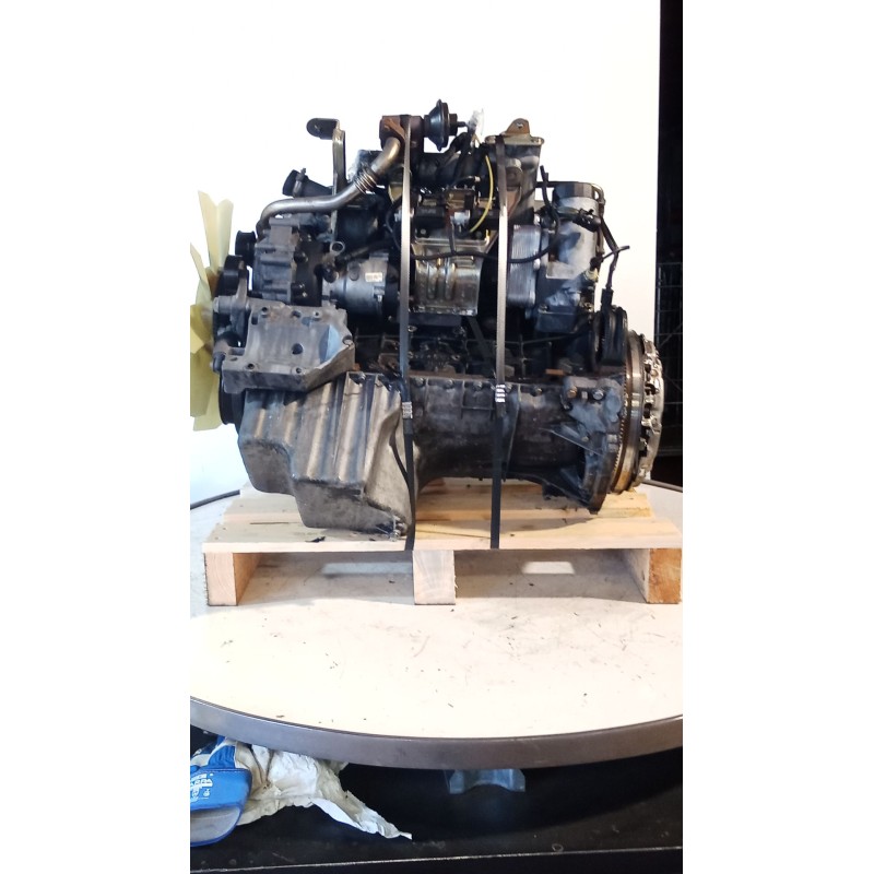Recambio de motor completo para ssangyong rodius i 2.7 xdi referencia OEM IAM 665926 DELPHI 12527151