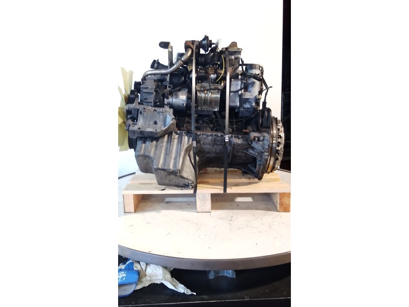 Recambio de motor completo para ssangyong rodius i 2.7 xdi referencia OEM IAM 665926 DELPHI 12527151